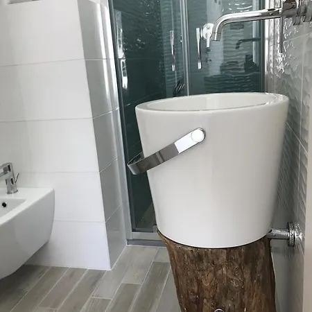 B&b125metrisulmare San Michele 住宿加早餐酒店 4*