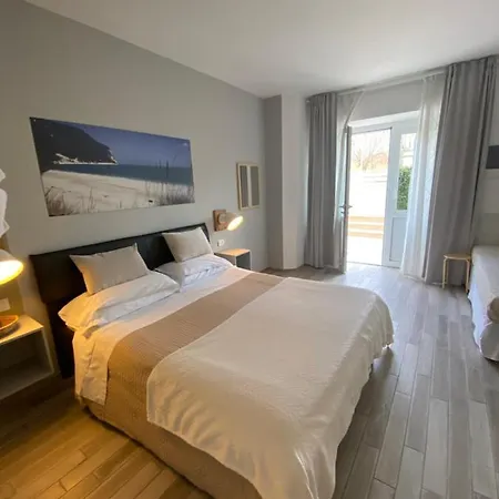 B&b125metrisulmare San Michele Sirolo