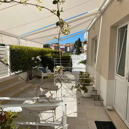 B&b125metrisulmare San Michele 4*