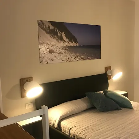 Bed & Breakfast B&b125metrisulmare San Michele Sirolo