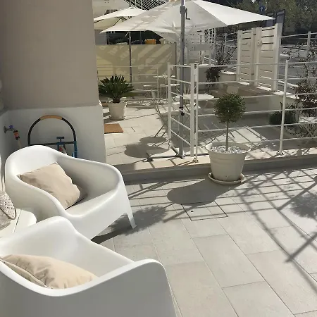 B&b125metrisulmare San Michele 4*