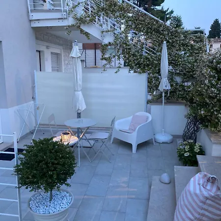 125metri Sul Mare Bed & Breakfast